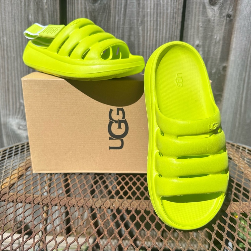 Ugg Sport Yeah Slingback Sandals NIB Size US 6 , EU 37 Bright Green - Picture 2 of 3